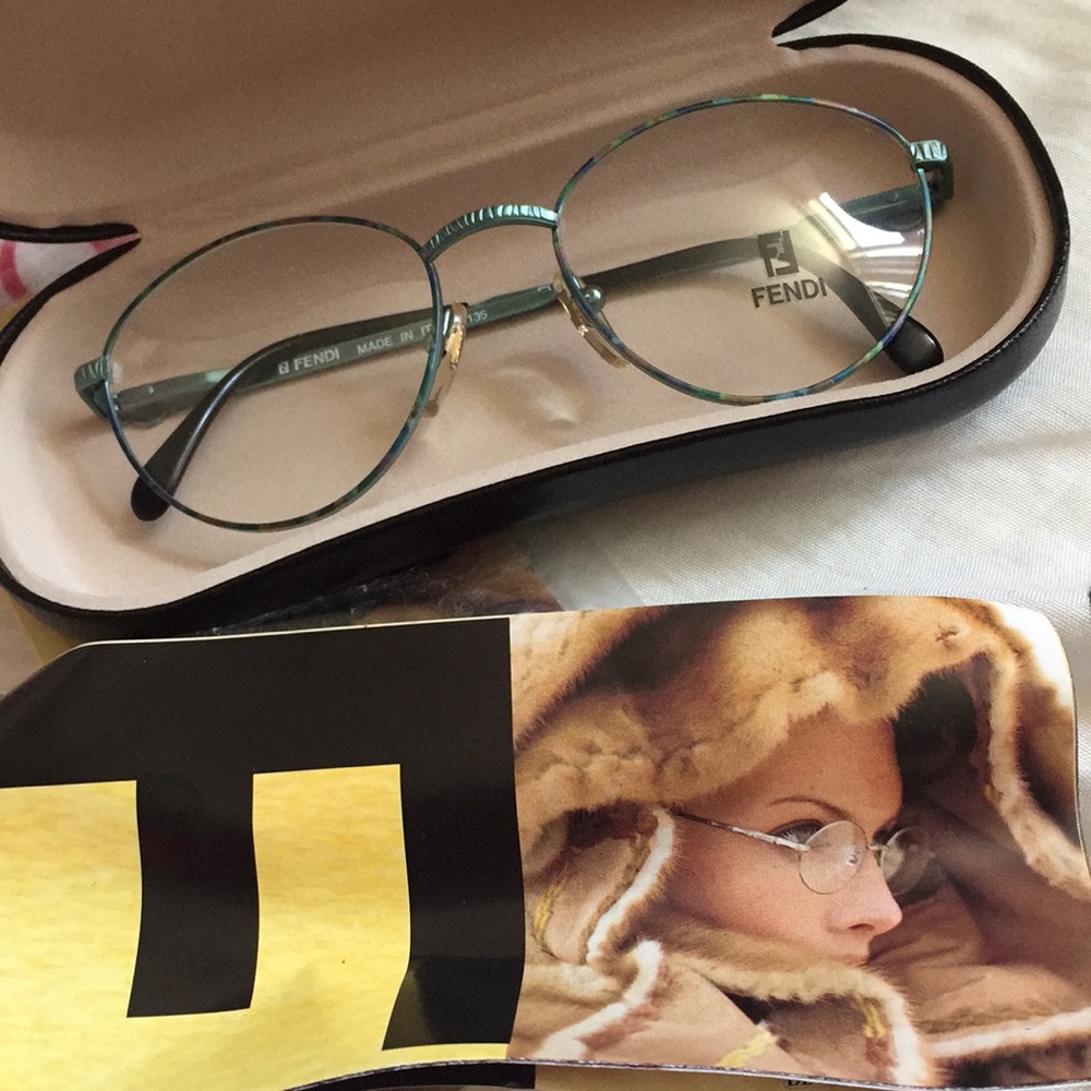 Fendi unique eye glasses frame